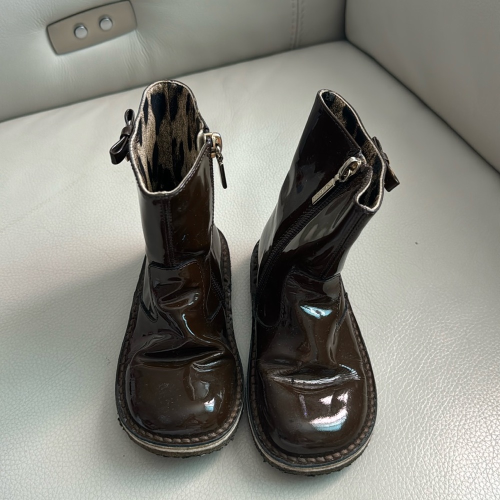 Dolce Gabbana, kids size 26, authentic 100%